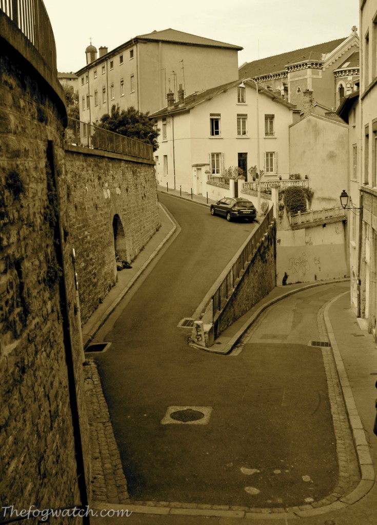 secondary road, Lyon