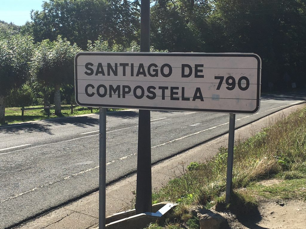 Santiago 790 sign
