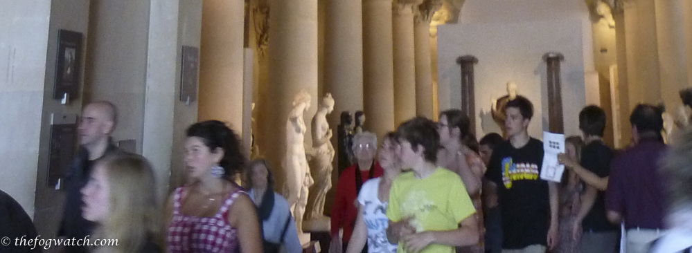 crowd in the Louvre