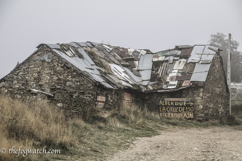 Albergeue sign